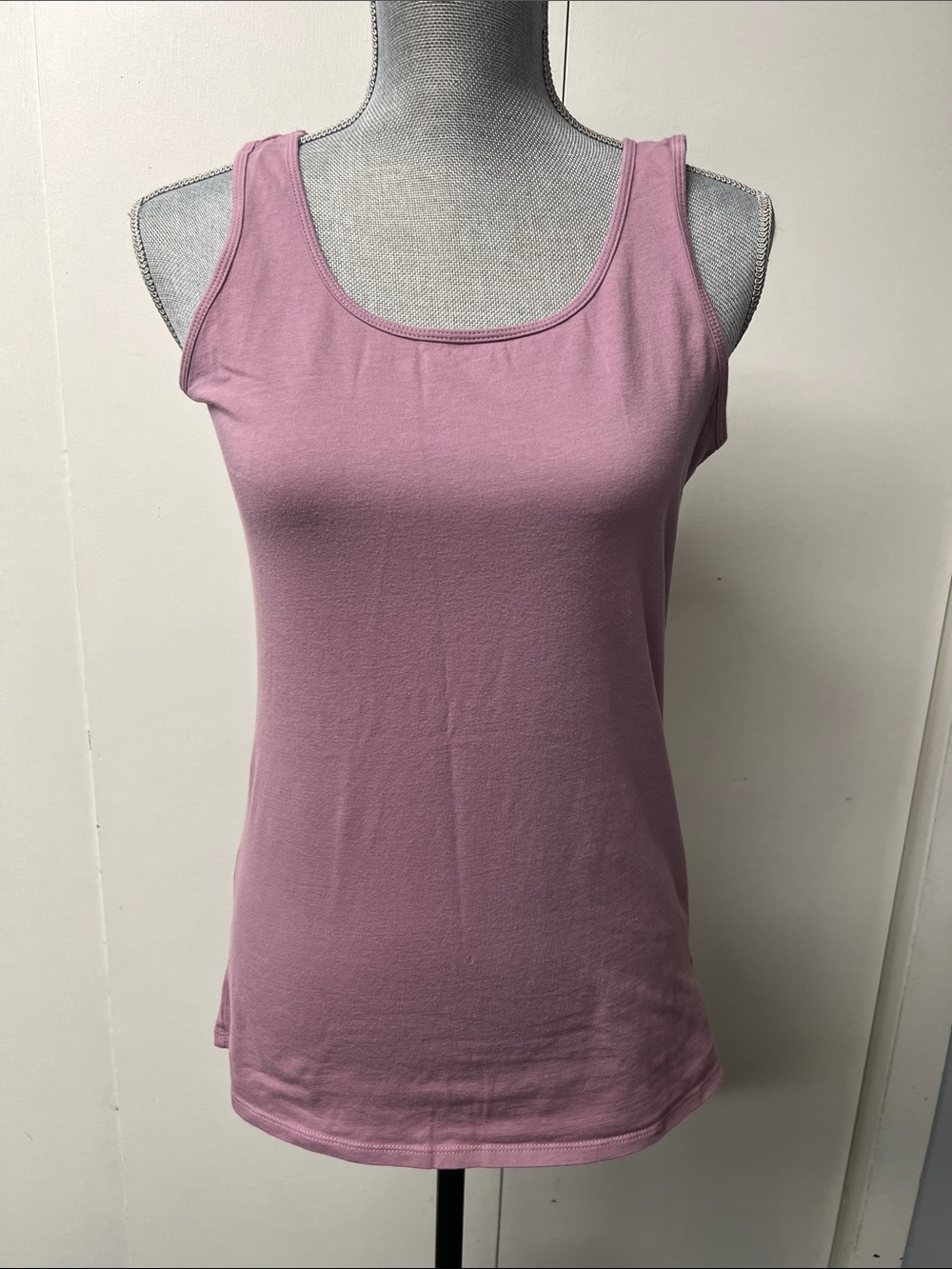 Duluth Trading Co Mauve Tank Top